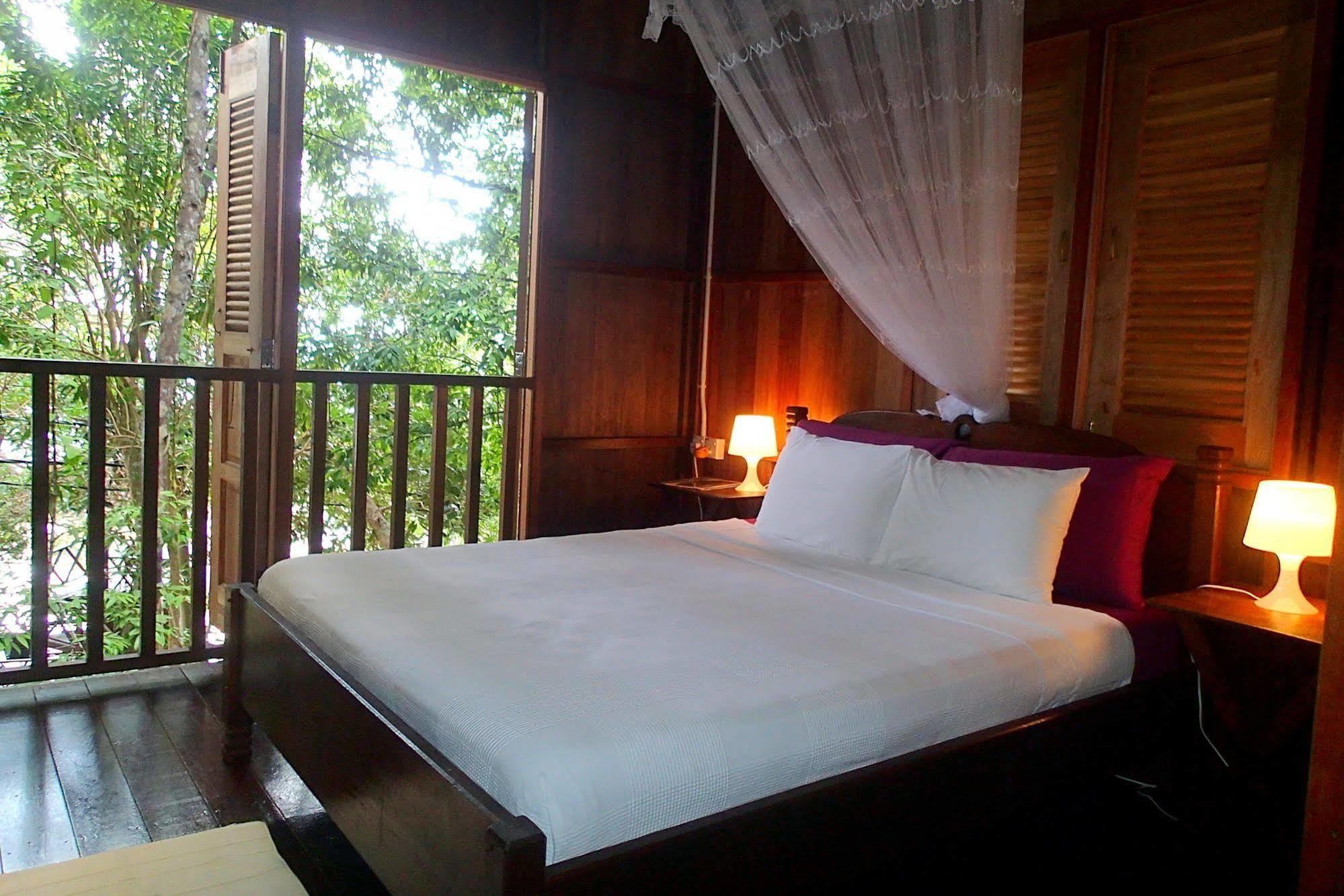 Bagus Place Retreat Kampong Mukut Exterior foto